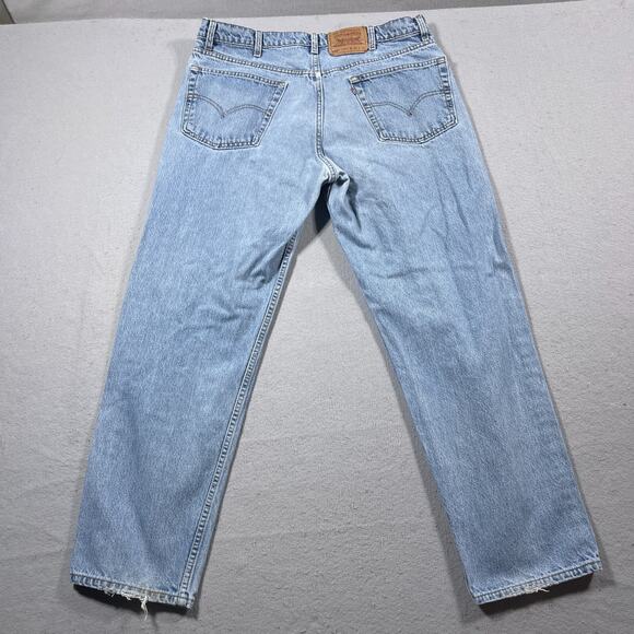 Levi’s 550 Jeans Men 38x32 Relaxed Fit Light Wash Made in USA Denim‎ Tag 40x32 - Picture 12 of 13